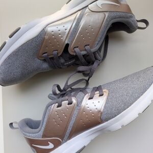 Nike Womens AIR BELLA TR PRM Grey / Rose Gold  training Shoes women's size 8